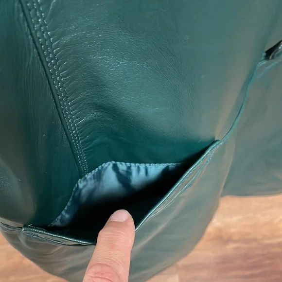 Neimann Marcus Basic Women’s Long Leather Coat, Pine Green Size XL - Picture 7 of 15